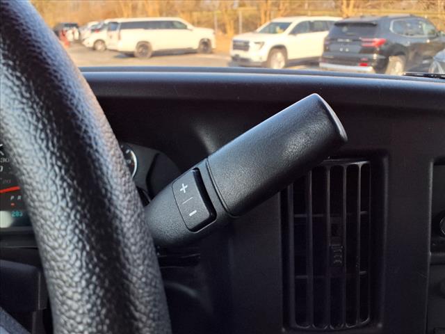 2023 GMC Savana 2500
