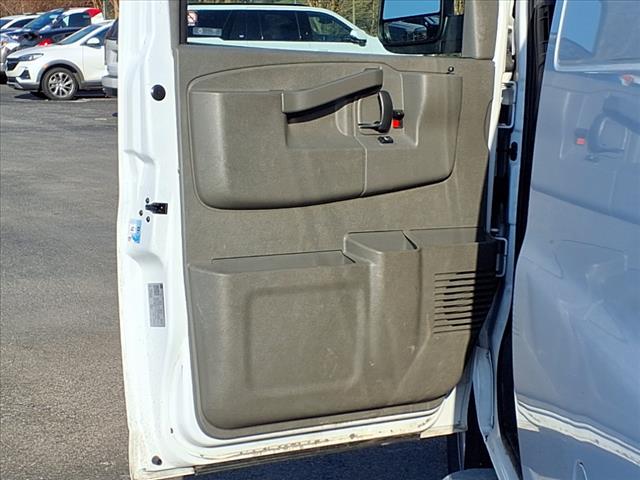 2023 GMC Savana 2500
