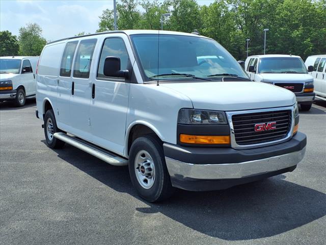 2023 GMC Savana 2500