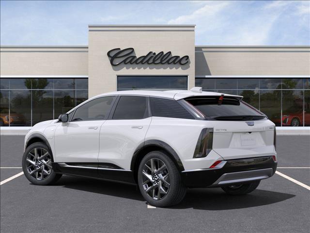 2025 Cadillac OPTIQ Luxury 1