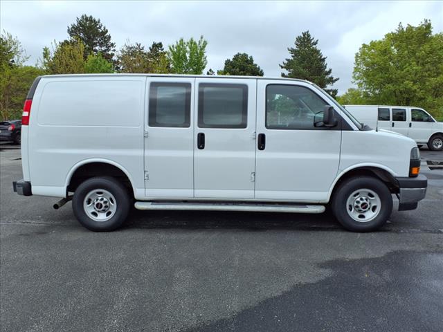 2023 GMC Savana 2500