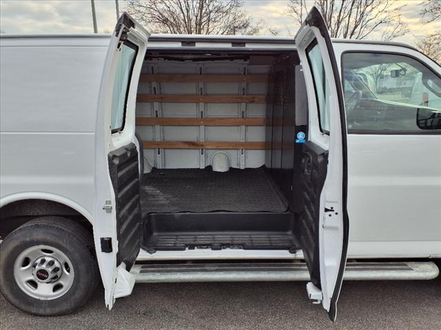 2023 GMC Savana 2500