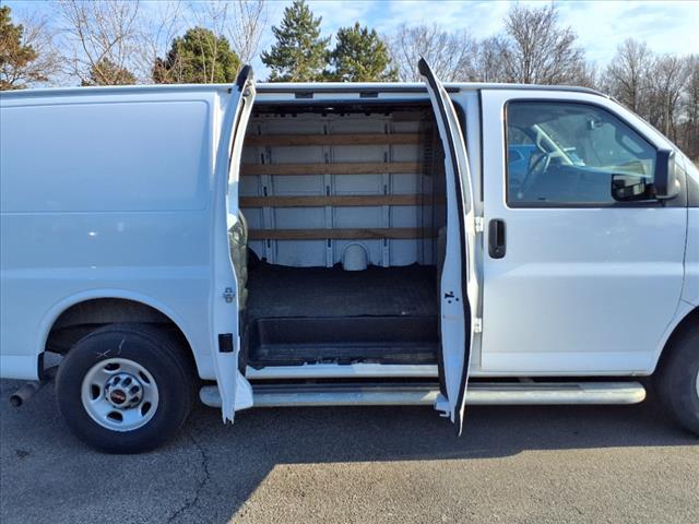2023 GMC Savana 2500