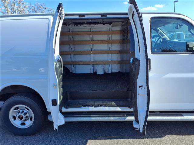 2023 GMC Savana 2500