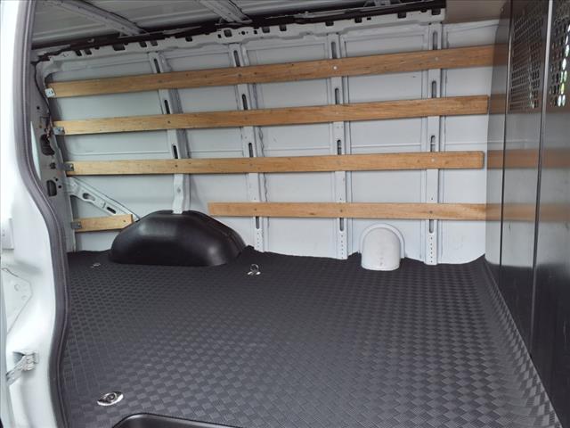 2023 GMC Savana 2500
