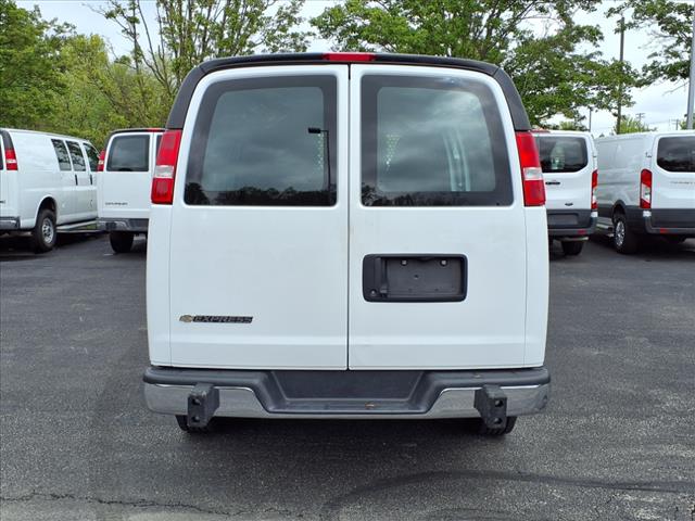 2023 Chevrolet Express 2500