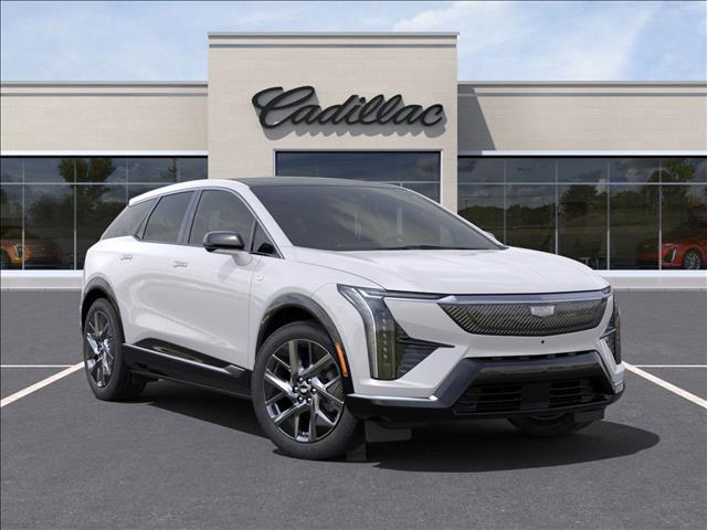 2025 Cadillac OPTIQ Luxury 1