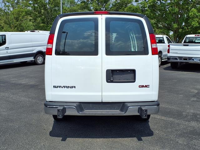 2023 GMC Savana 2500