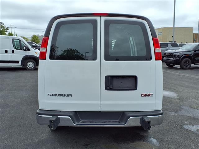 2023 GMC Savana 2500