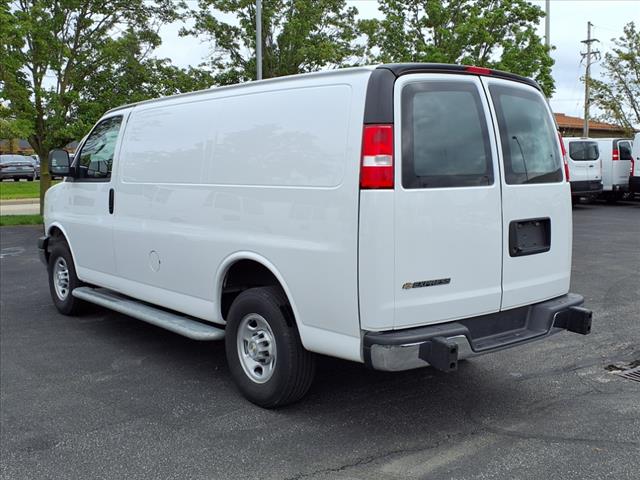 2023 Chevrolet Express 2500