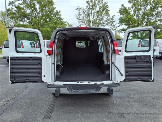 2023 GMC Savana 2500
