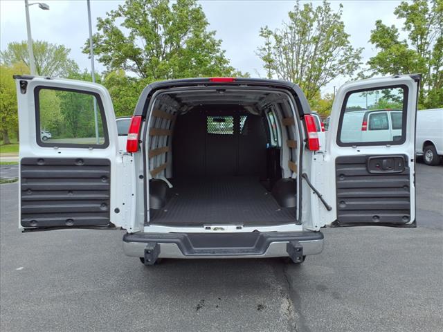 2023 GMC Savana 2500