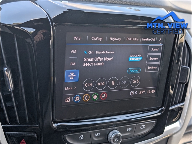 2022 Chevrolet Traverse LT Cloth