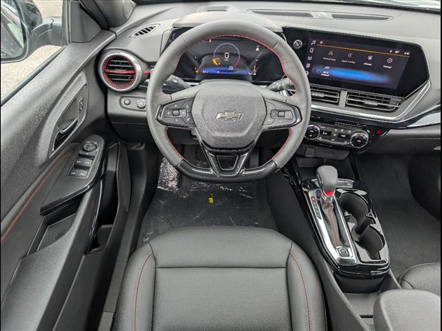 2025 Chevrolet Trax RS