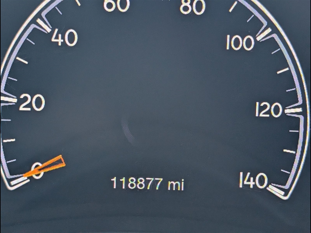 Used 2018 Diamond Black Crystal Pearl Coat Jeep Laredo image 10