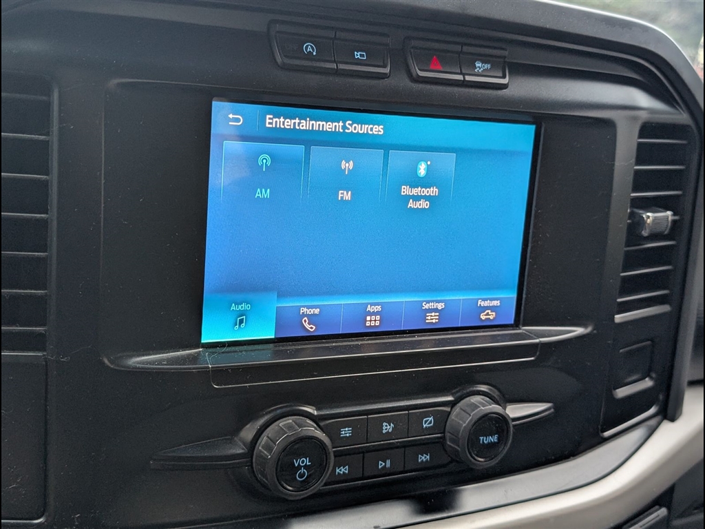 Used 2021 Oxford White Ford XLT image 10