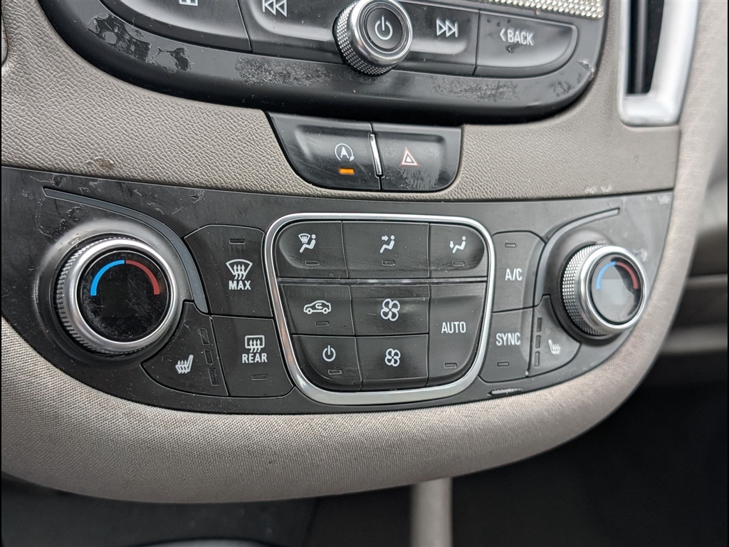 Used 2022 Mineral Gray Metallic Chevrolet LT image 10