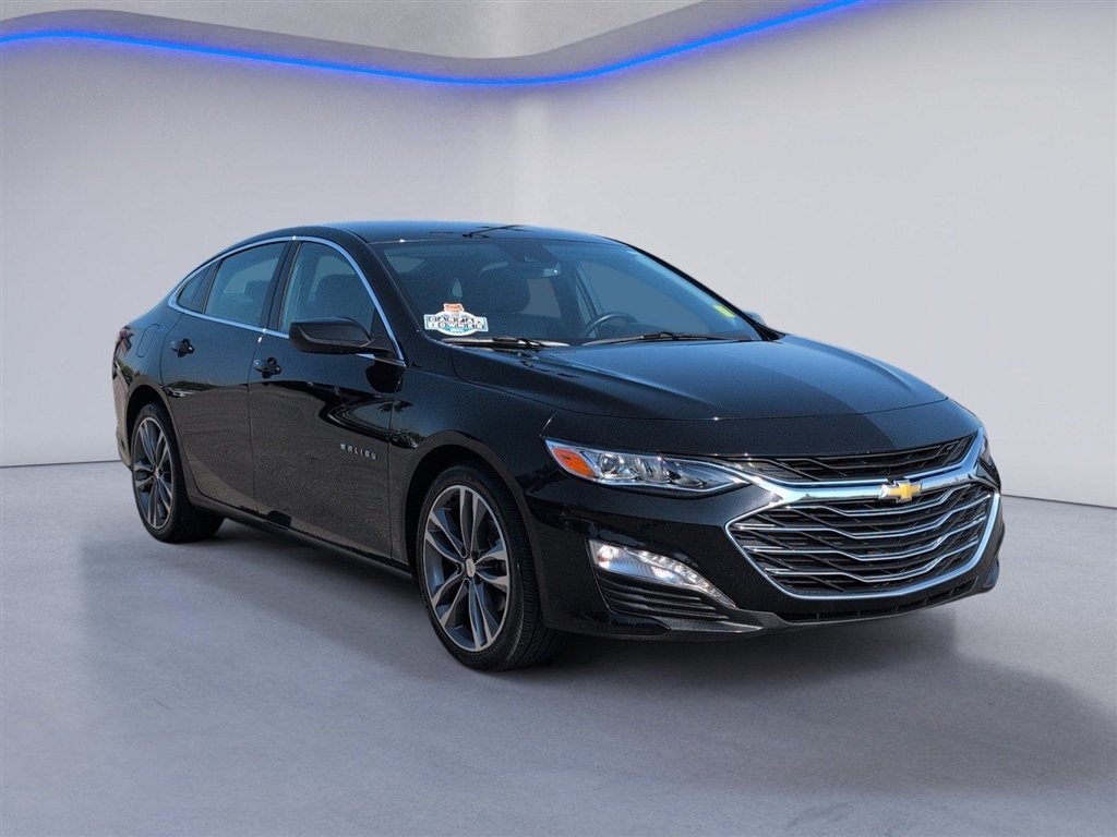 Used 2023 Mosaic Black Metallic Chevrolet LT image 10