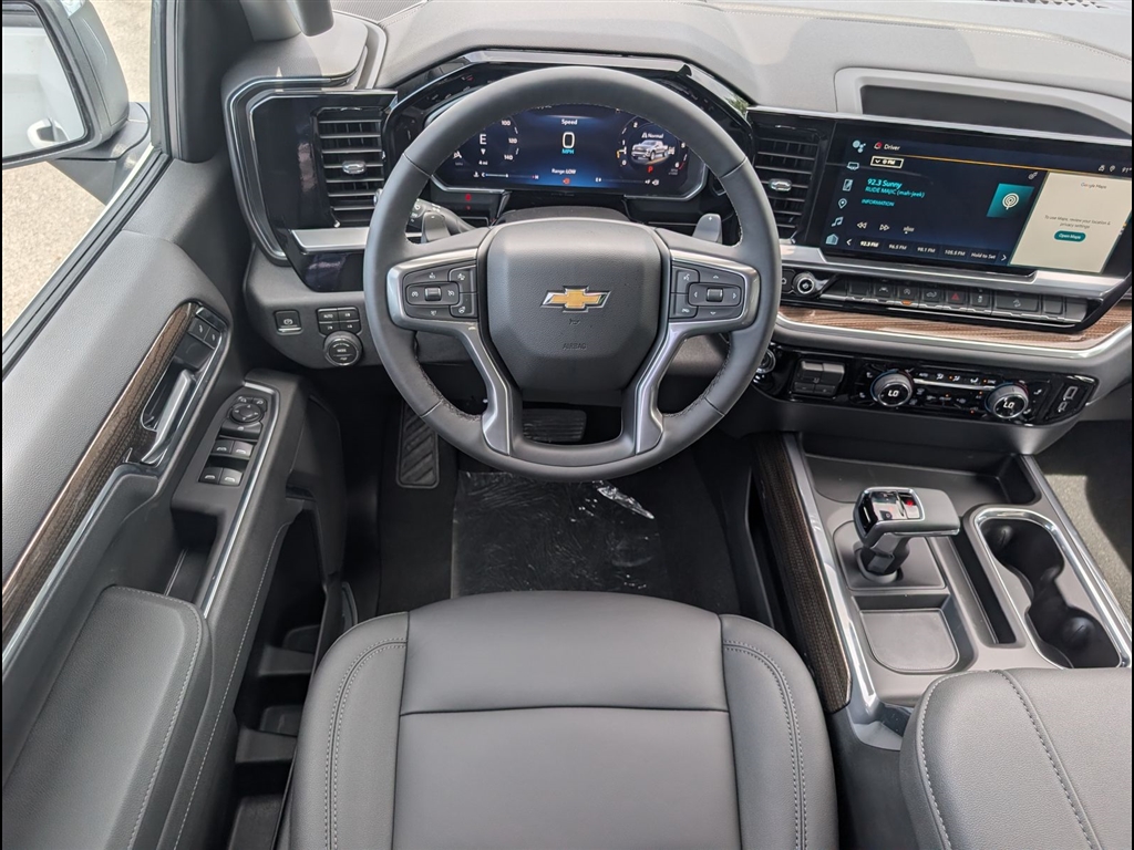 New 2026 Summit White Chevrolet LT image 10