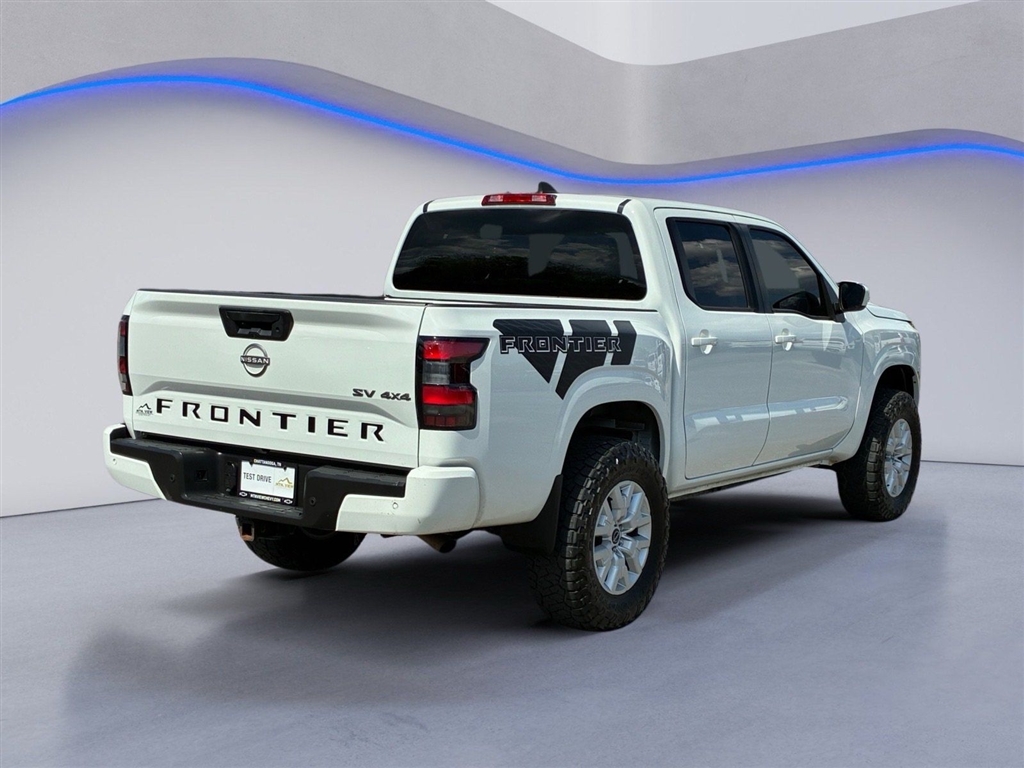 Used 2023 Glacier White Nissan SV image 10
