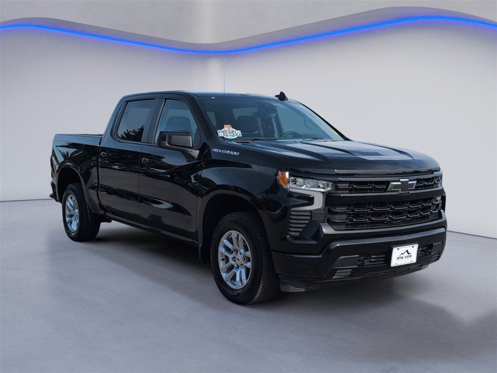 Used 2026 Black Chevrolet RST image 10