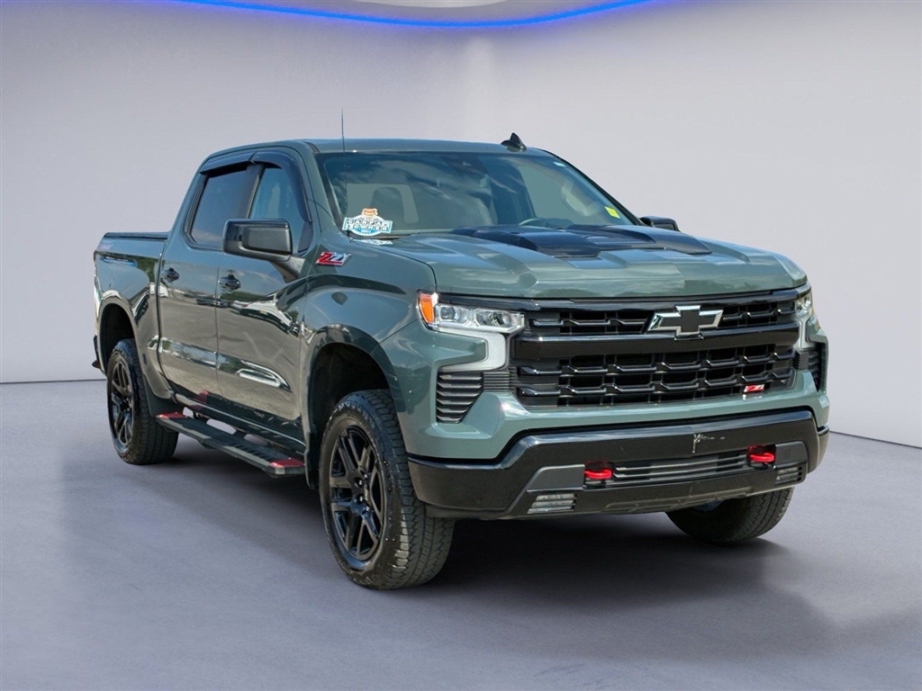 Used 2025 Cypress Gray Chevrolet LT Trail Boss image 10