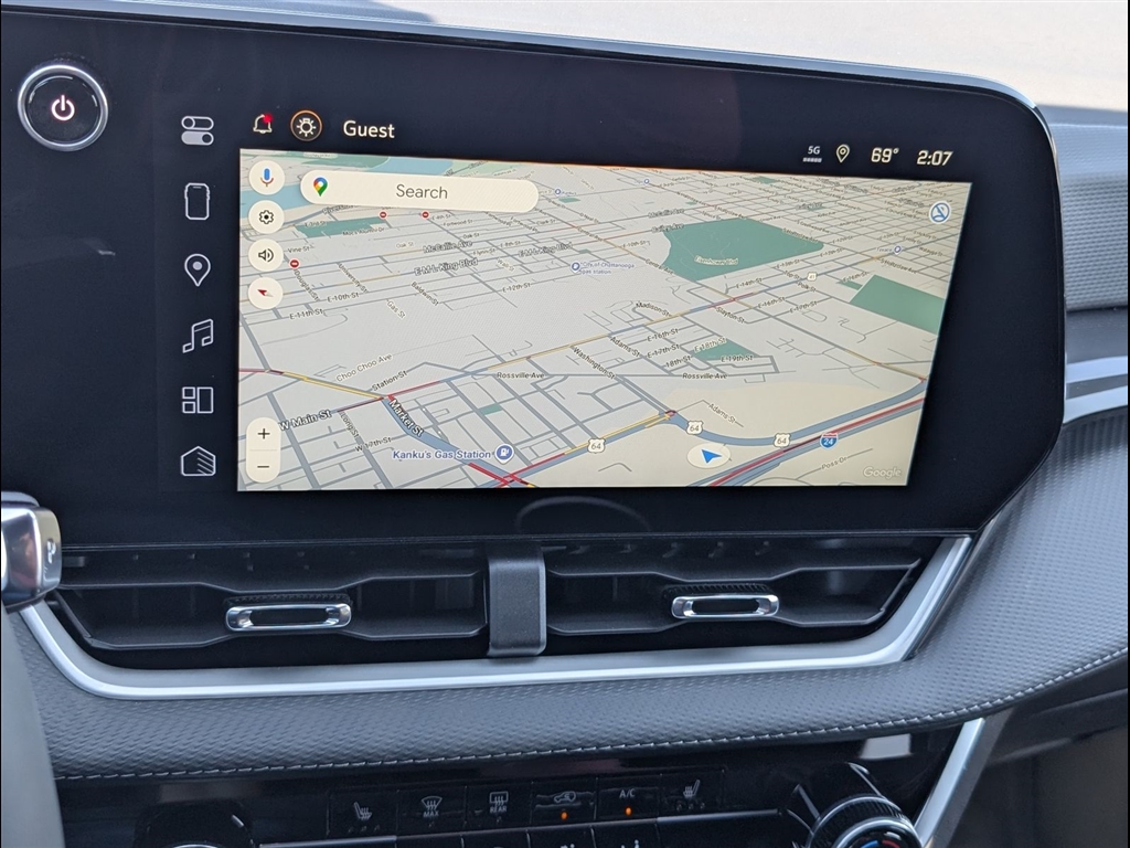 New 2026 Summit White Chevrolet LT image 10