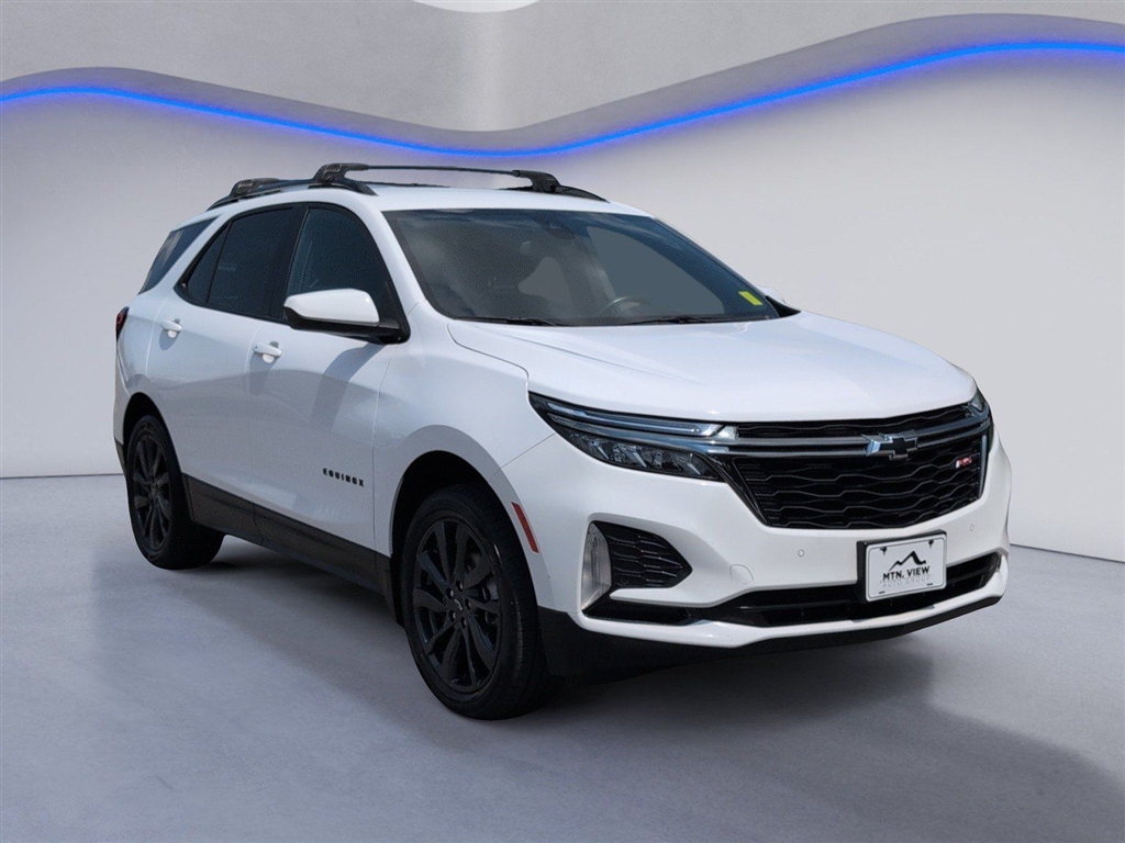 Used 2023 Iridescent Pearl Tricoat Chevrolet RS image 10