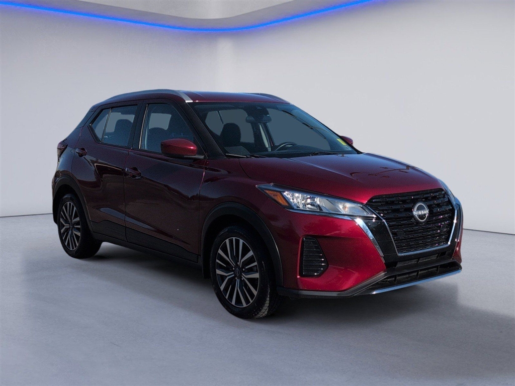 Used 2022 Scarlet Ember Tintcoat Nissan SV image 10