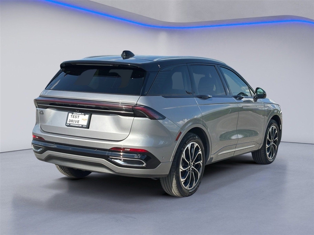 Used 2024 Silver Radiance Lincoln Reserve image 10