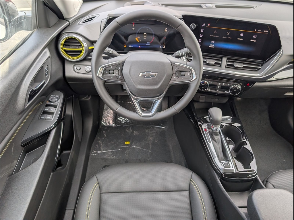 New 2026 Summit White Chevrolet ACTIV image 10