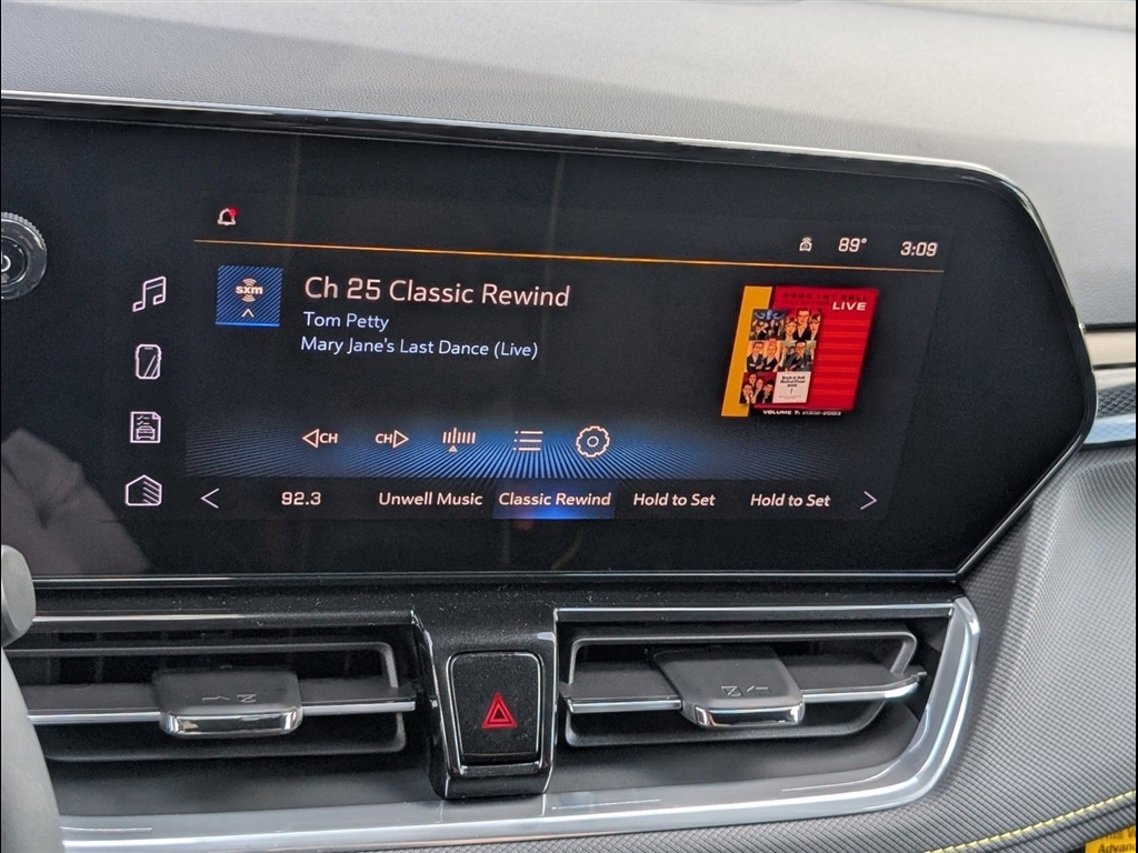 New 2026 Cacti Green Chevrolet ACTIV image 10