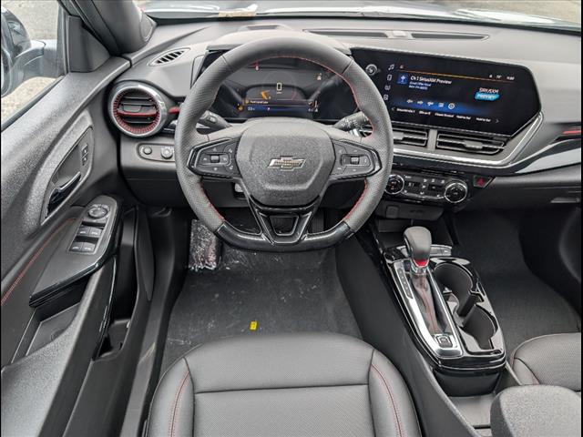 2025 Chevrolet Trax RS