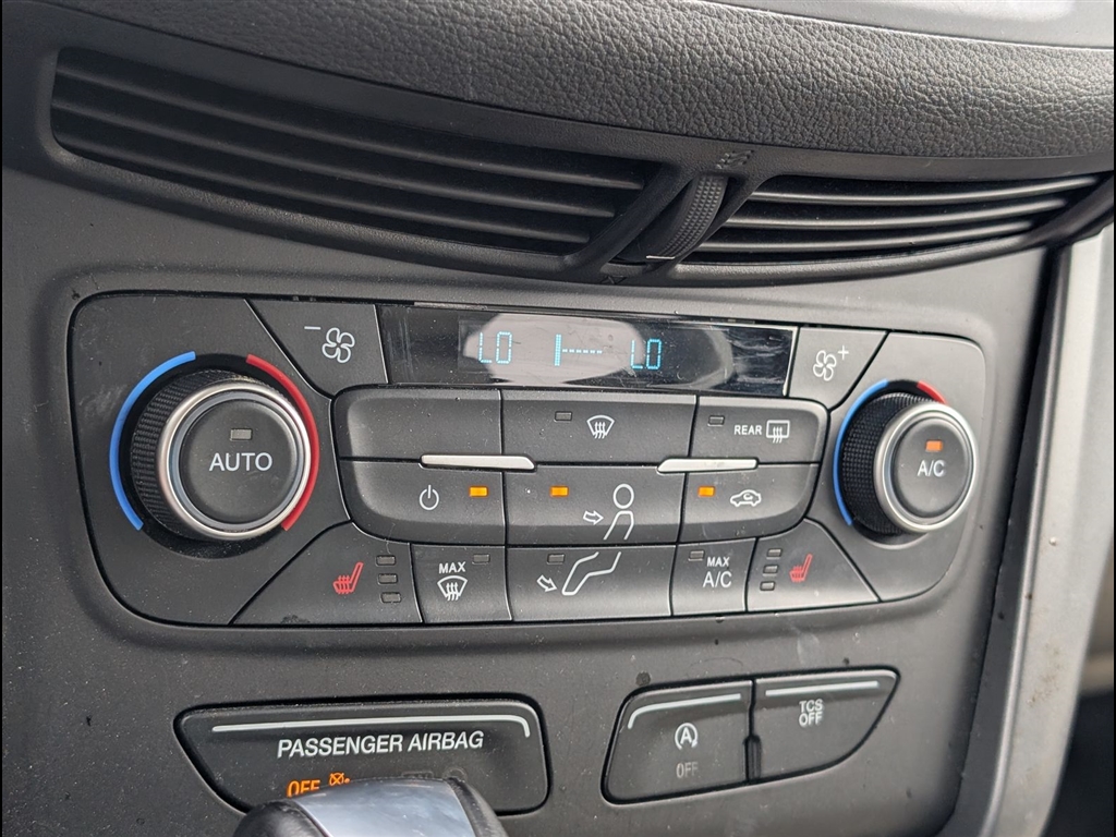 Used 2019 Sedona Orange Ford SEL image 11