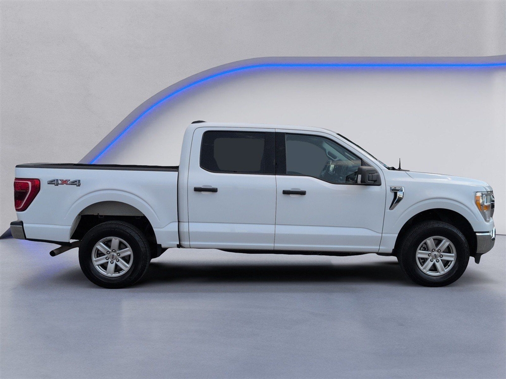 Used 2021 Oxford White Ford XLT image 11