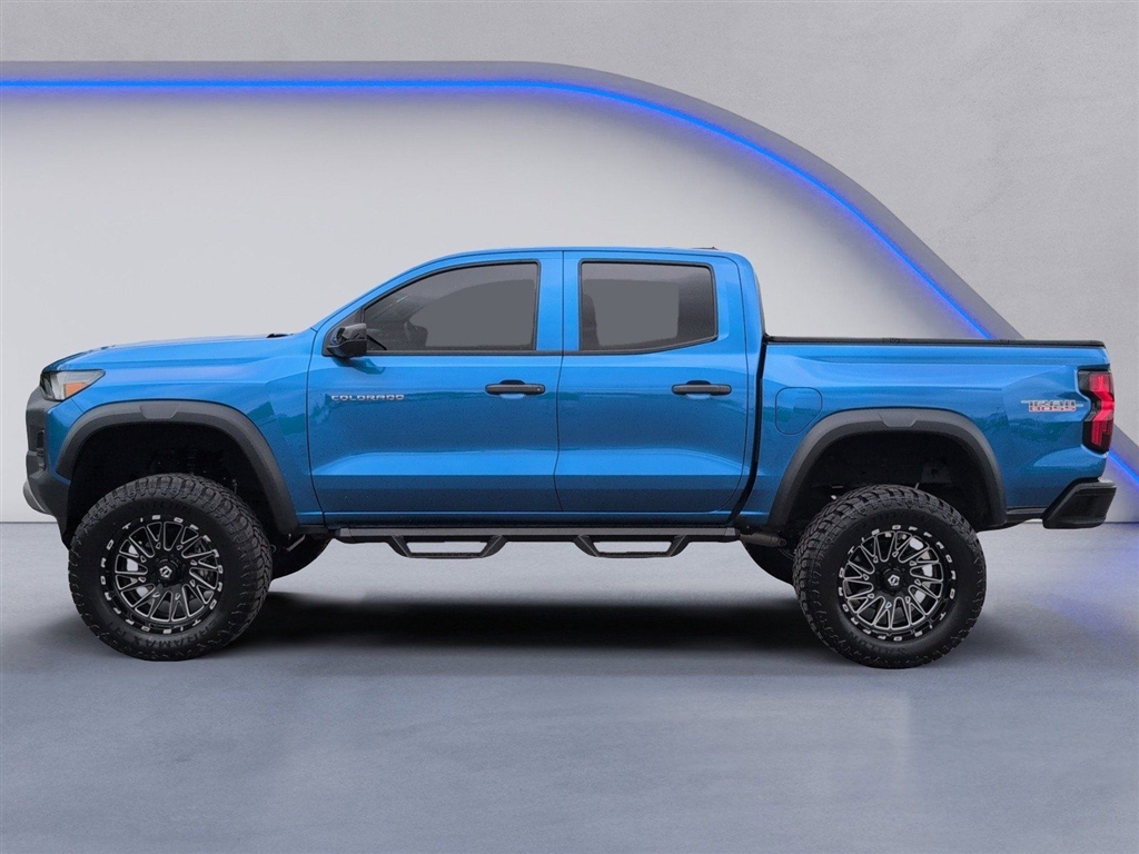 Used 2023 Glacier Blue Metallic Chevrolet Trail Boss image 11