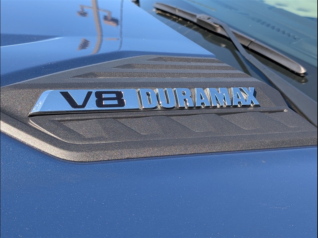 New 2026 Lakeshore Blue Metallic Chevrolet LT image 11