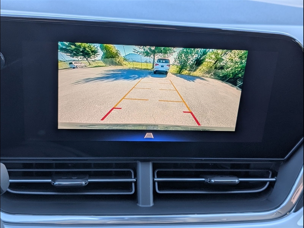 New 2026 Mosaic Black Metallic Chevrolet LT image 11