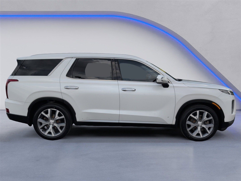 Used 2021 Hyper White Hyundai SEL image 11