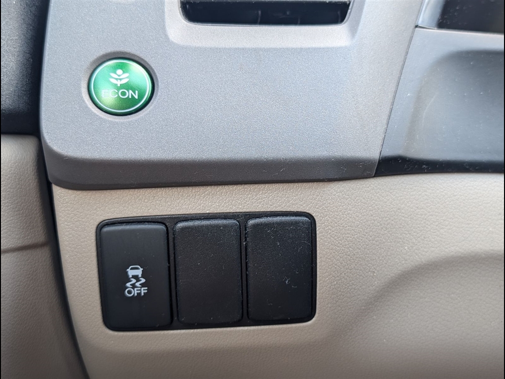 Used 2012 Polished Metal Metallic Honda LX image 12
