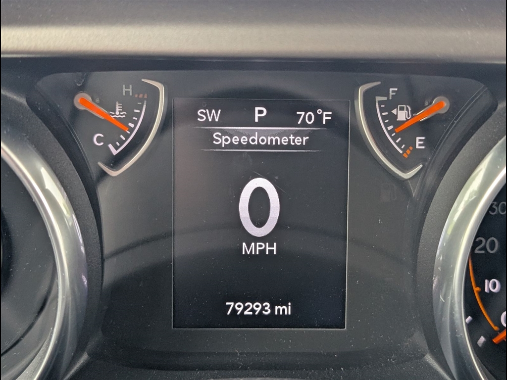 Used 2018 Billet Silver Metallic Clear Coat Jeep Sport S image 12