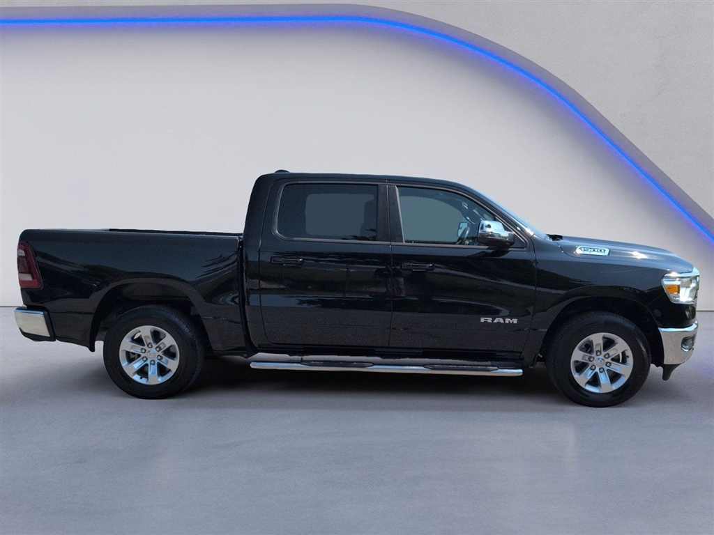 Used 2024 Diamond Black Crystal Pearl Coat RAM Laramie image 12