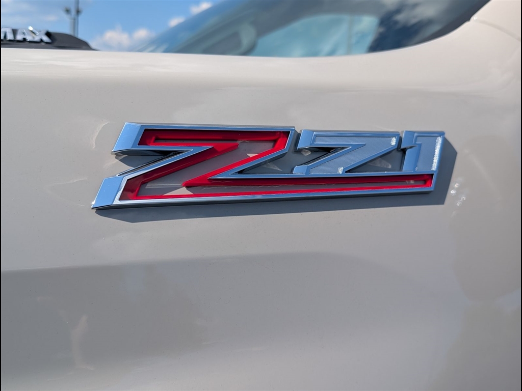 New 2026 White Sands Chevrolet Custom image 12