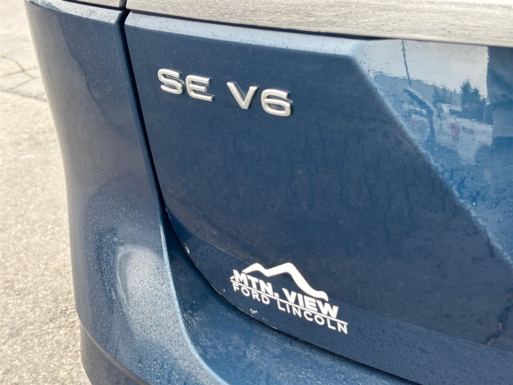 Used 2023 Blue Volkswagen V6 SE image 12