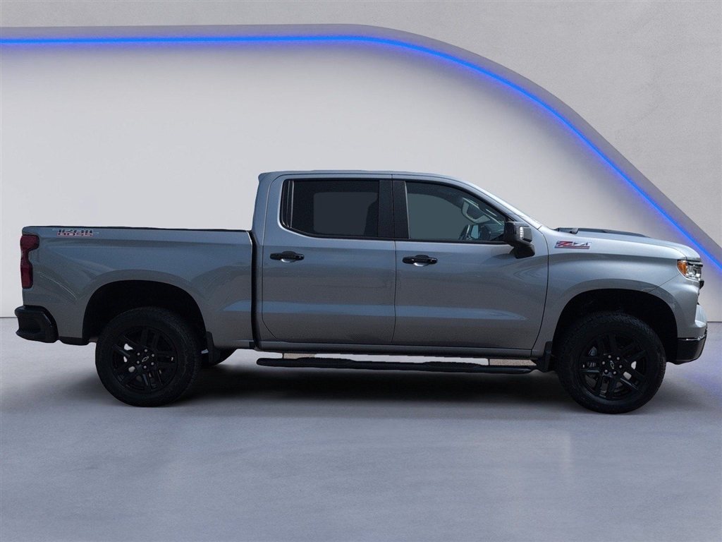 Used 2026 Sterling Gray Metallic Chevrolet LT Trail Boss image 12