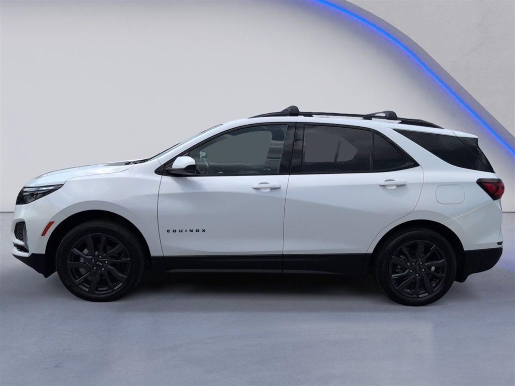 Used 2023 Iridescent Pearl Tricoat Chevrolet RS image 12