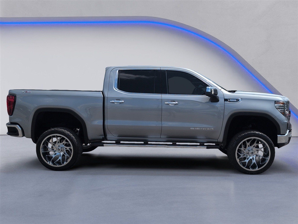 Used 2023 Sterling Metallic GMC SLT image 12