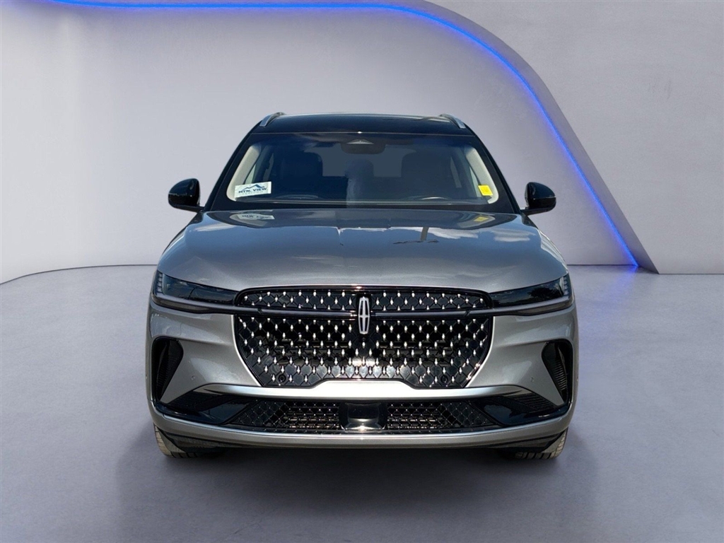 Used 2024 Silver Radiance Lincoln Reserve image 12