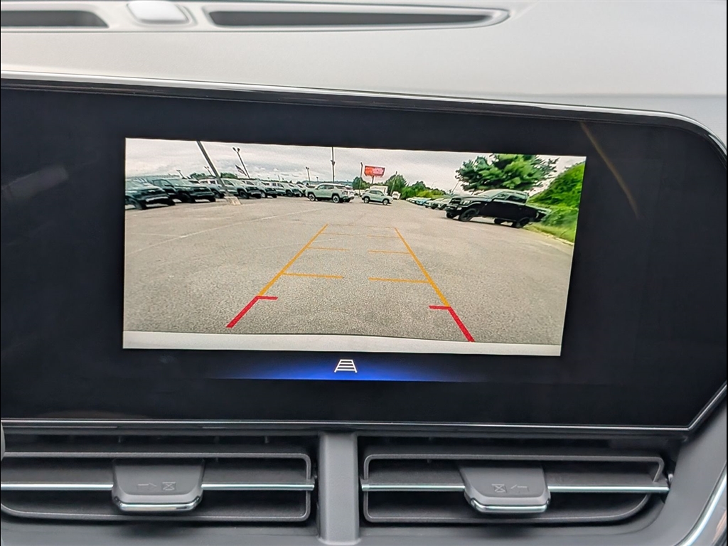 New 2026 Summit White Chevrolet ACTIV image 12