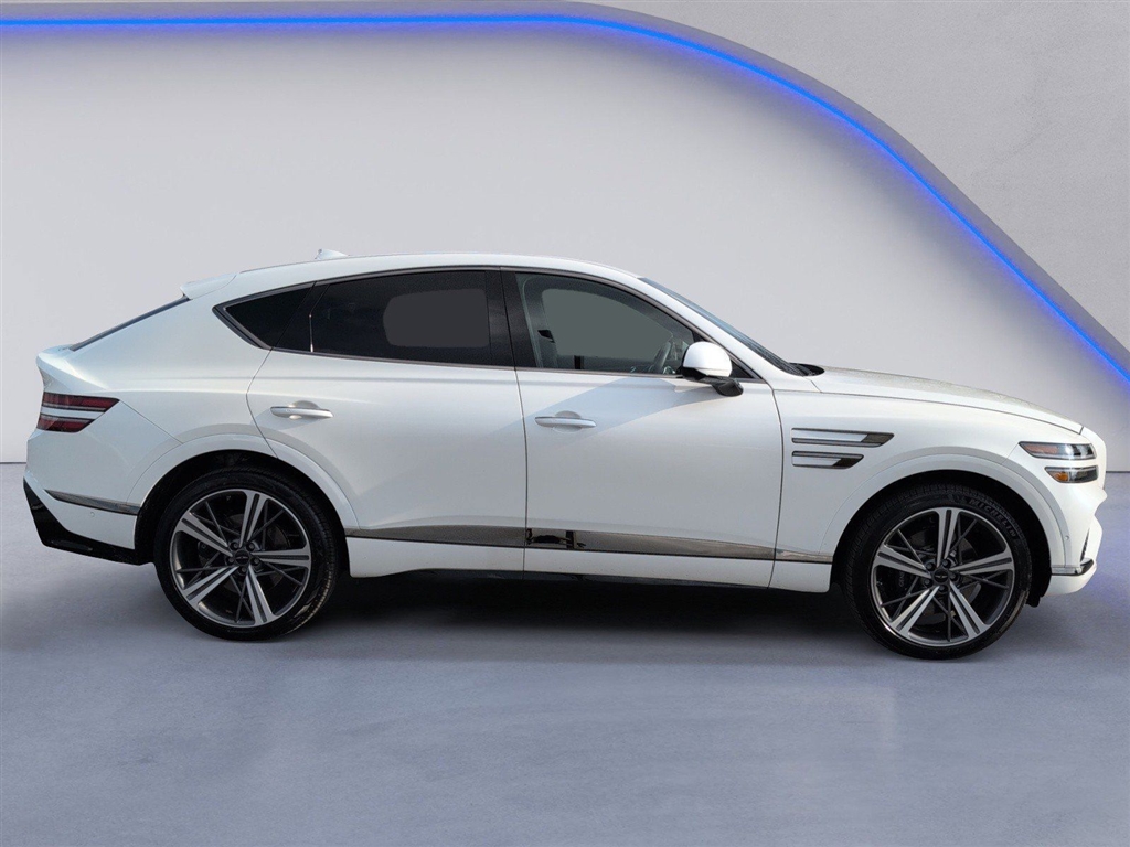 Used 2025 Uyuni White Pearl Genesis 3.5T E-SC image 12